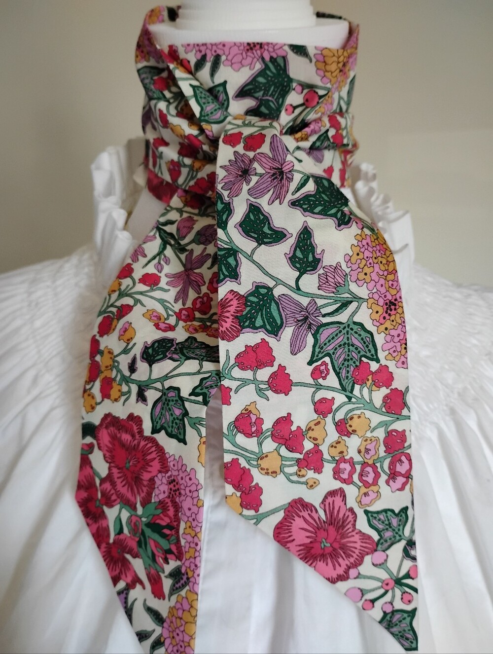 Liberty Art Fabric Tana Lawn Skinny Scarf Edna Berry Floral Pink Red Garden - Picture 13 of 13